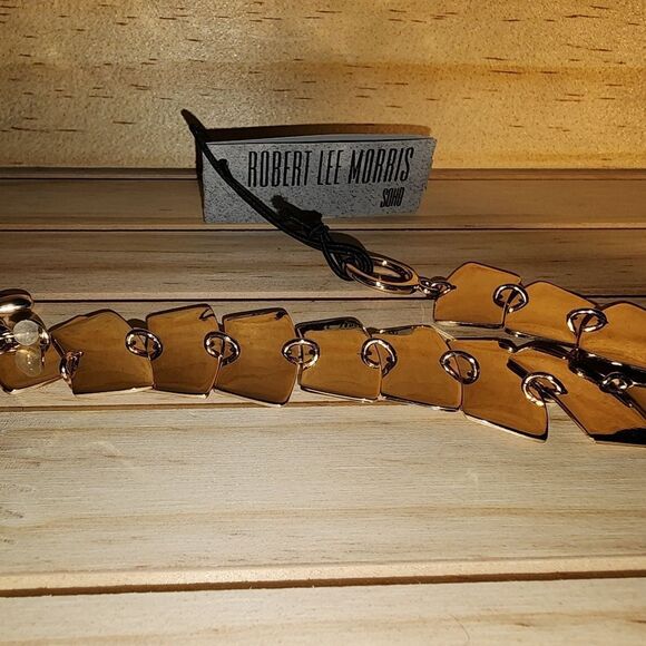 Robert Lee Morris Goldtone Bracelet NWOT - Picture 4 of 4